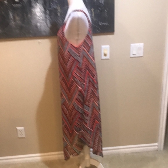 Chevron Patterned Sheer fully Lined Sleeveless Fish Tail Dress-Size L - Picture 3 of 12